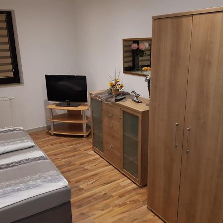 Ferienhaus Ixheim Bitscher Str.70 Zweibrucken Bagian luar foto