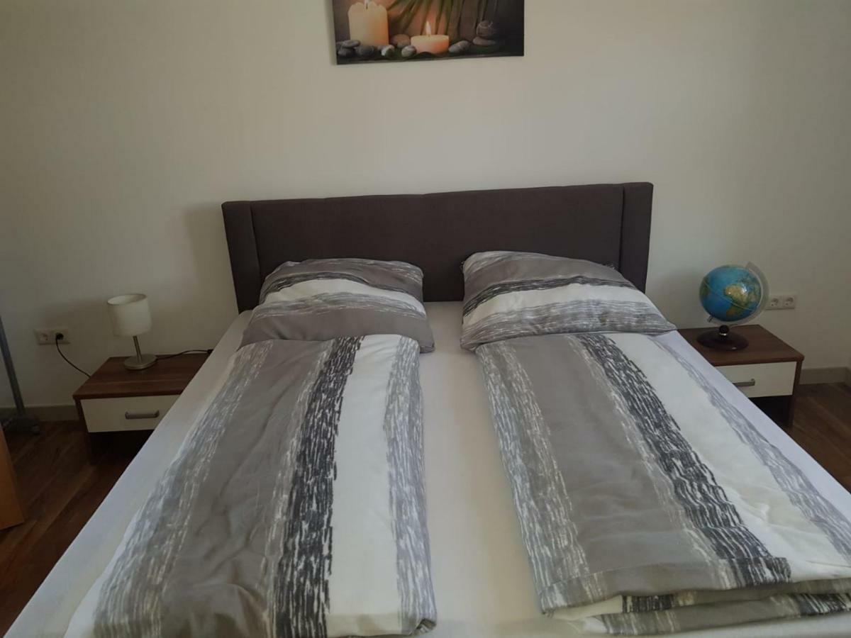 Ferienhaus Ixheim Bitscher Str.70 Zweibrucken Bagian luar foto