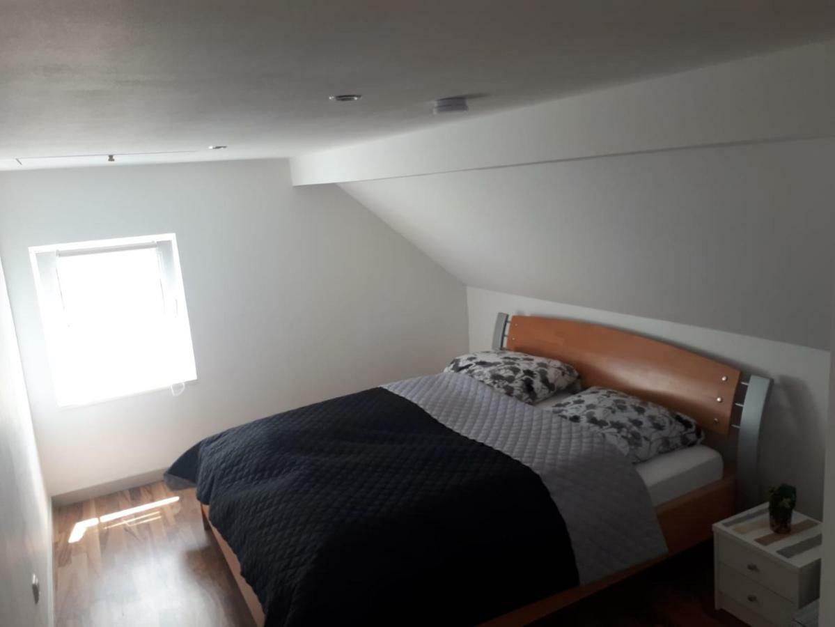 Ferienhaus Ixheim Bitscher Str.70 Zweibrucken Bagian luar foto
