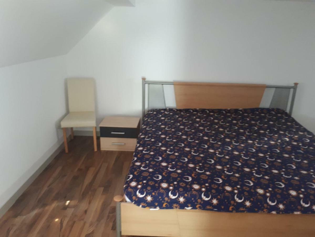 Ferienhaus Ixheim Bitscher Str.70 Zweibrucken Bagian luar foto