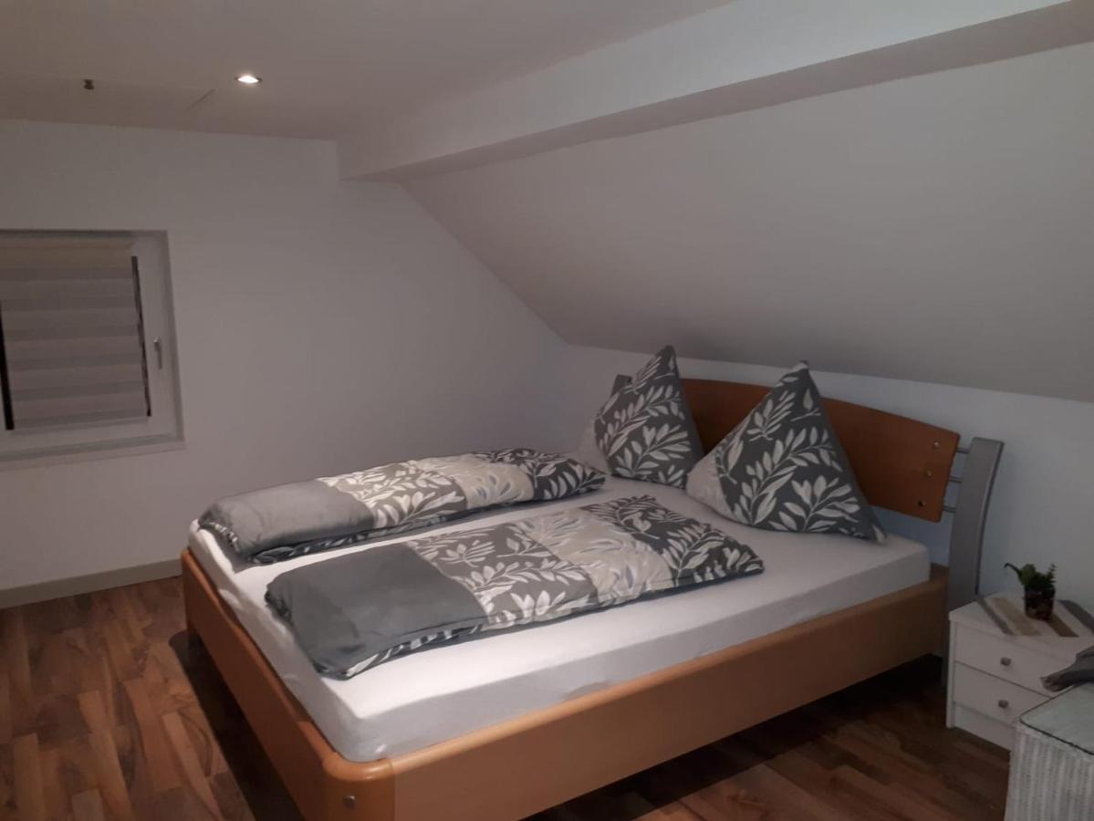 Ferienhaus Ixheim Bitscher Str.70 Zweibrucken Bagian luar foto